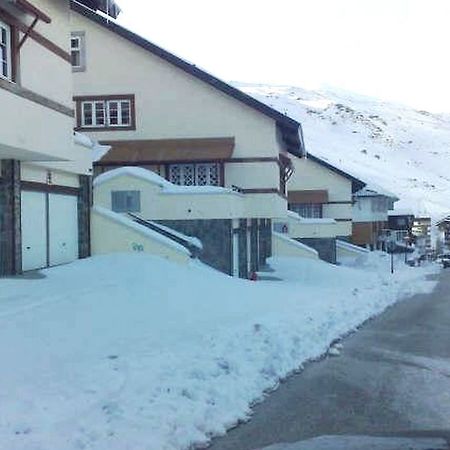 Residencial Las Tuyas Hotel Sierra Nevada Exterior photo